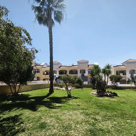 Holiday home Casa Claro Maison Familiale 4 Confort, Piscine, Quartier Residentiel Balcones